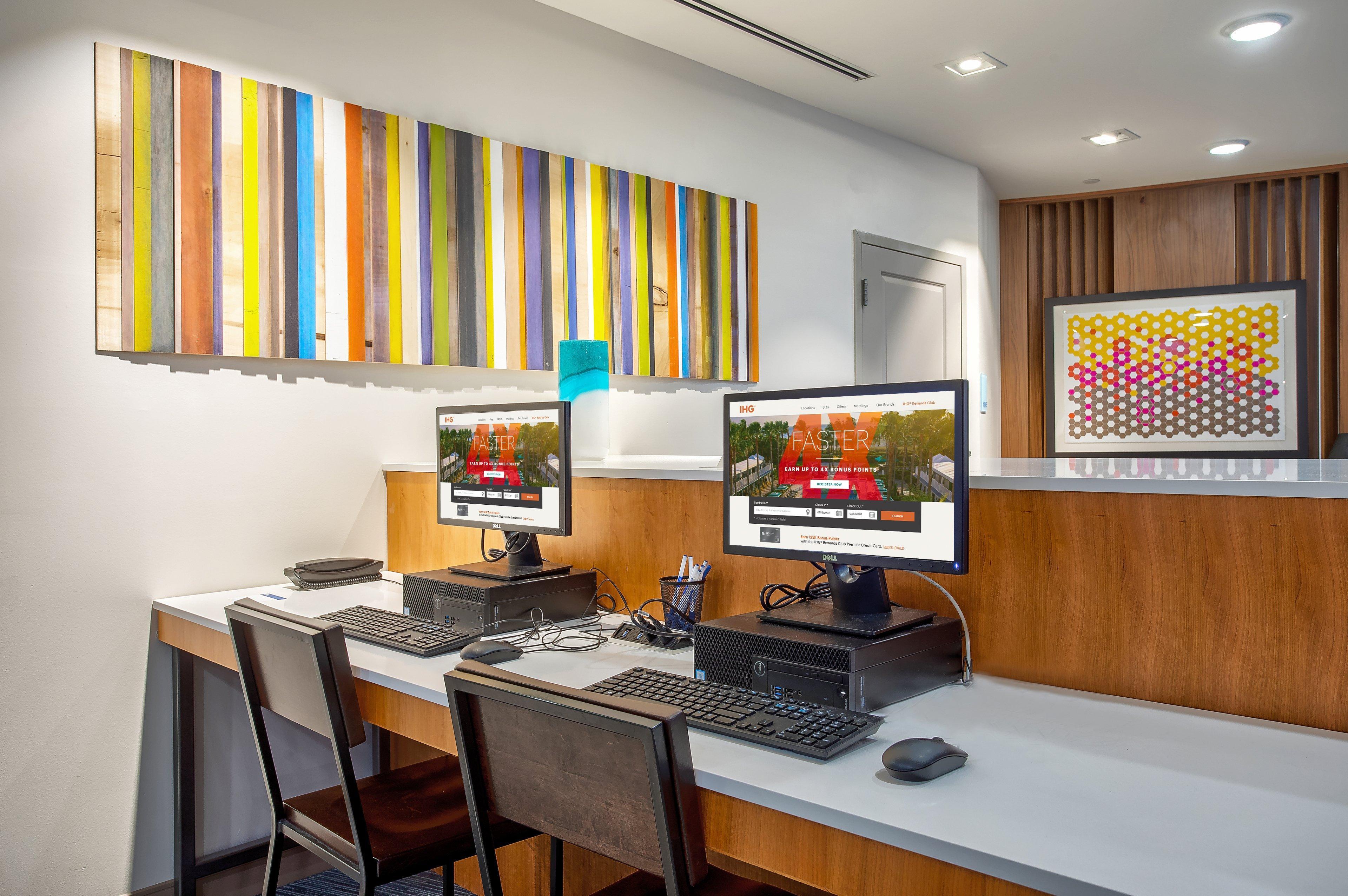 Holiday Inn Express & Suites - Lexington W - Versailles By Ihg Εξωτερικό φωτογραφία